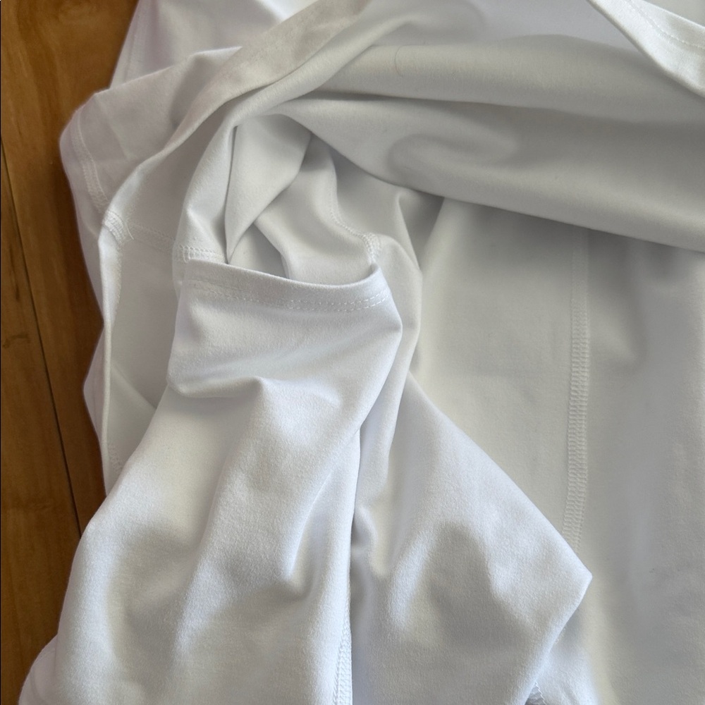 Beyond Yoga White Sleeveless Mini Dress. Yoga material with built in shorts - Picture 3 of 5